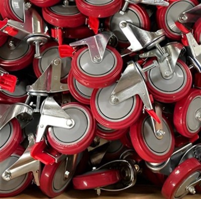 ثلاثة مكونات من مادة البولي يوريثين المرنة المصنوعة من البوليستر المستخدمة في العجلات